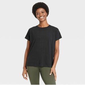 All in Motion Women's Black Short Sleeve Tee